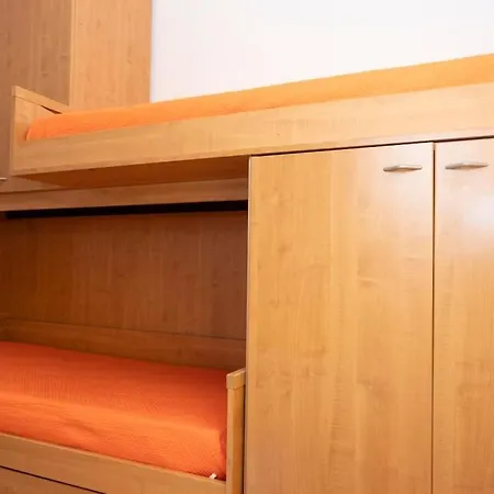 Apartment Lonero 32 *
